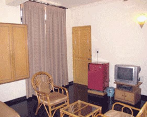 The Cottage Мумбай Екстериор снимка
